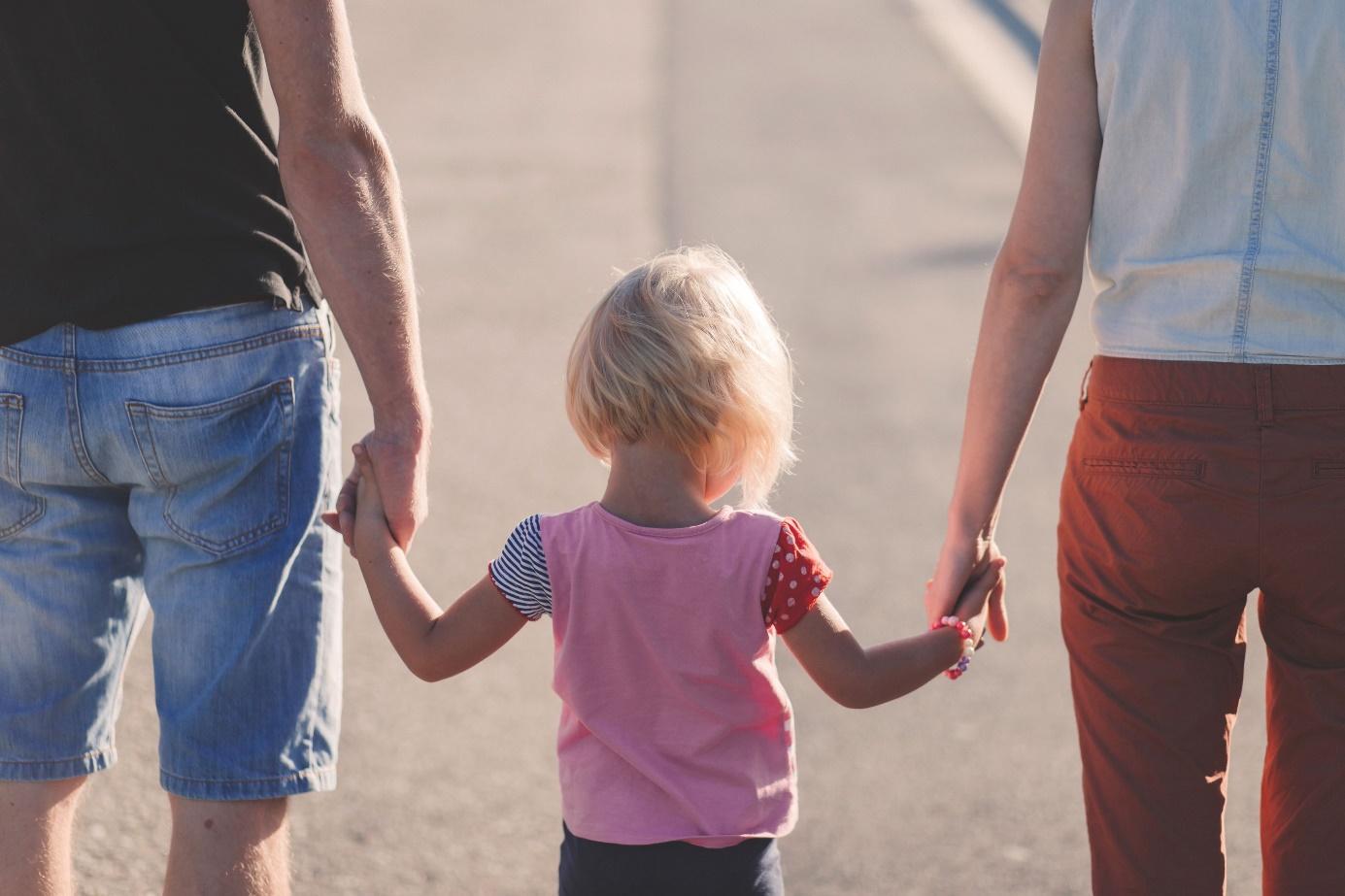 https://mta1.veritasbanking.com/Guide complet pour choisir la meilleure carte prépayée pour enfants mineurs